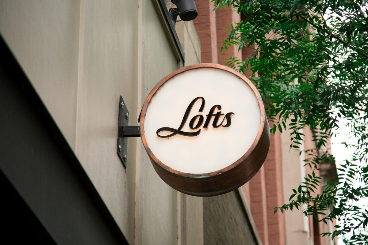 Signage & trim application reference